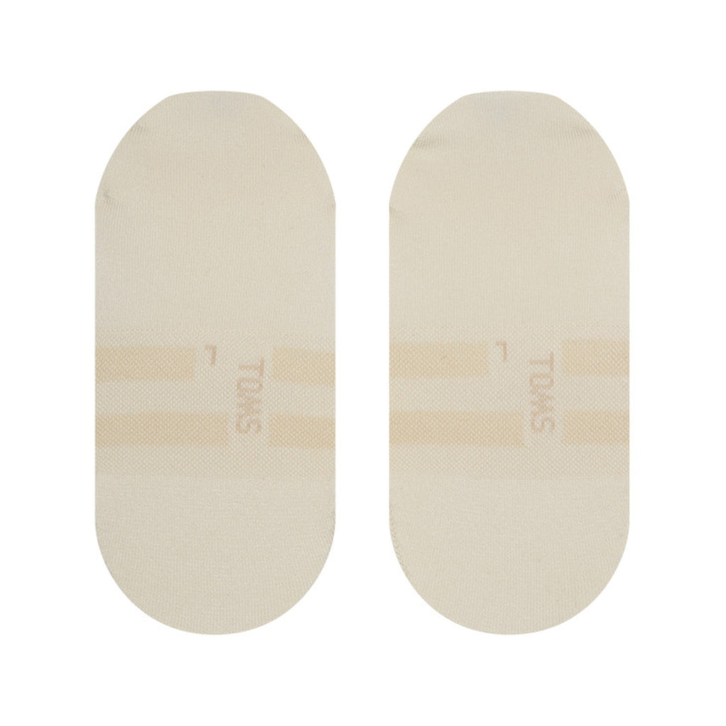 Detailed Image Of Classic No Show Socks Natural