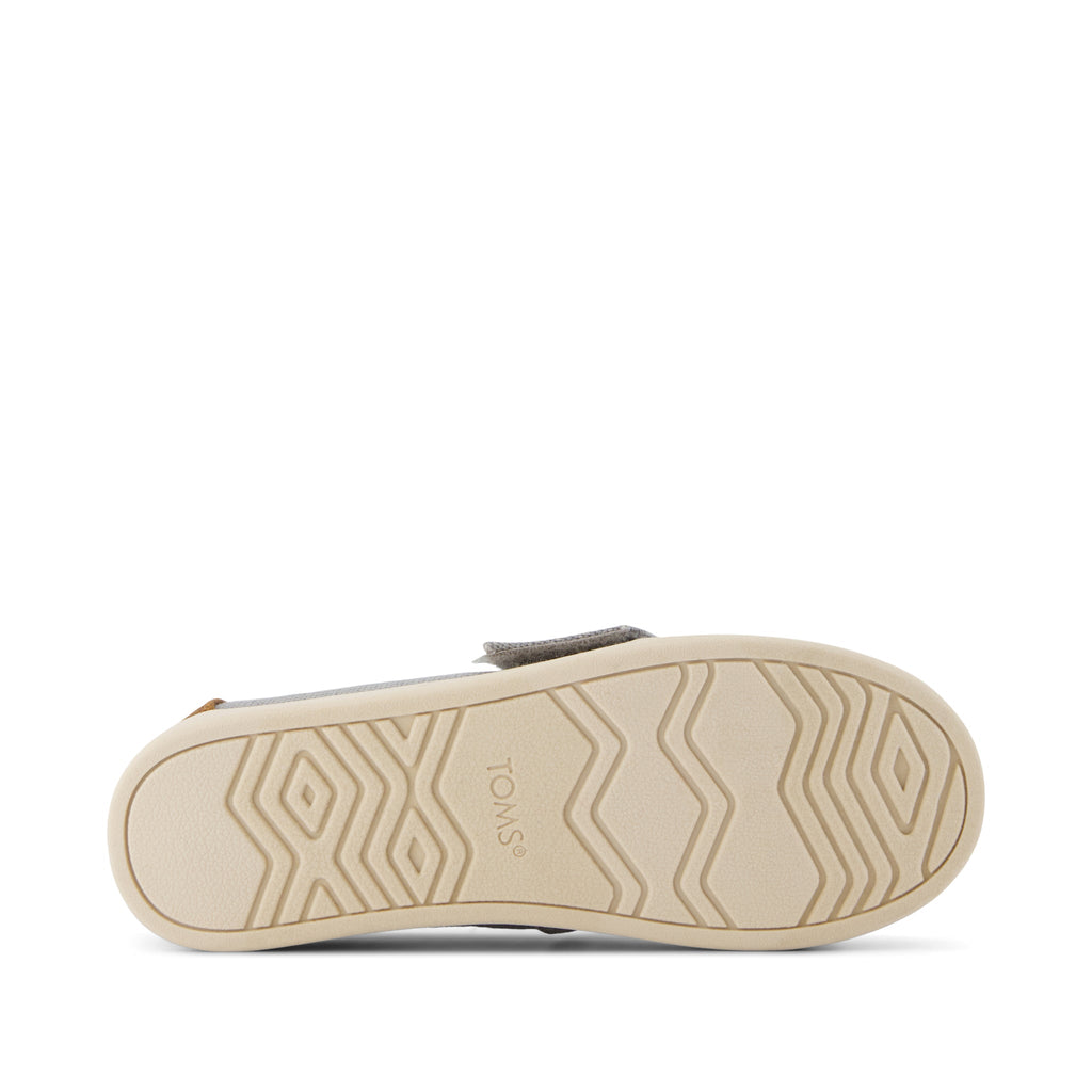 Alpargata Classic Kids Shoe - Drizzle Grey Heritage Canvas and  PU Trim Bottom Sole View