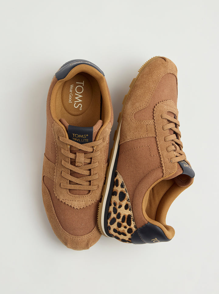 Dames TRVL LITE Palisade sneaker - waterafstotend Camel vintage twill en suède