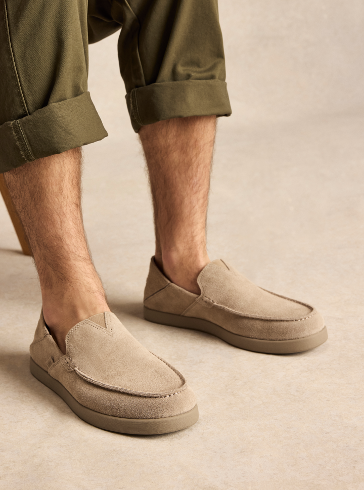 Alonso in Dune Brown Suede on foot
