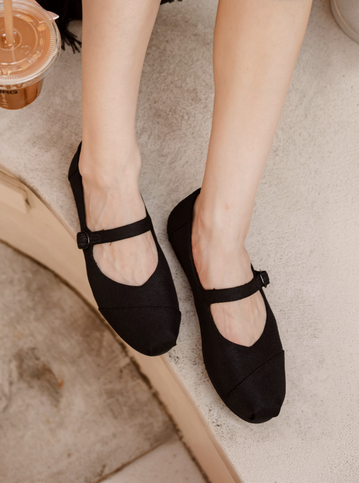 Alpargata Mary Jane in Black Heavy Canvas on foot