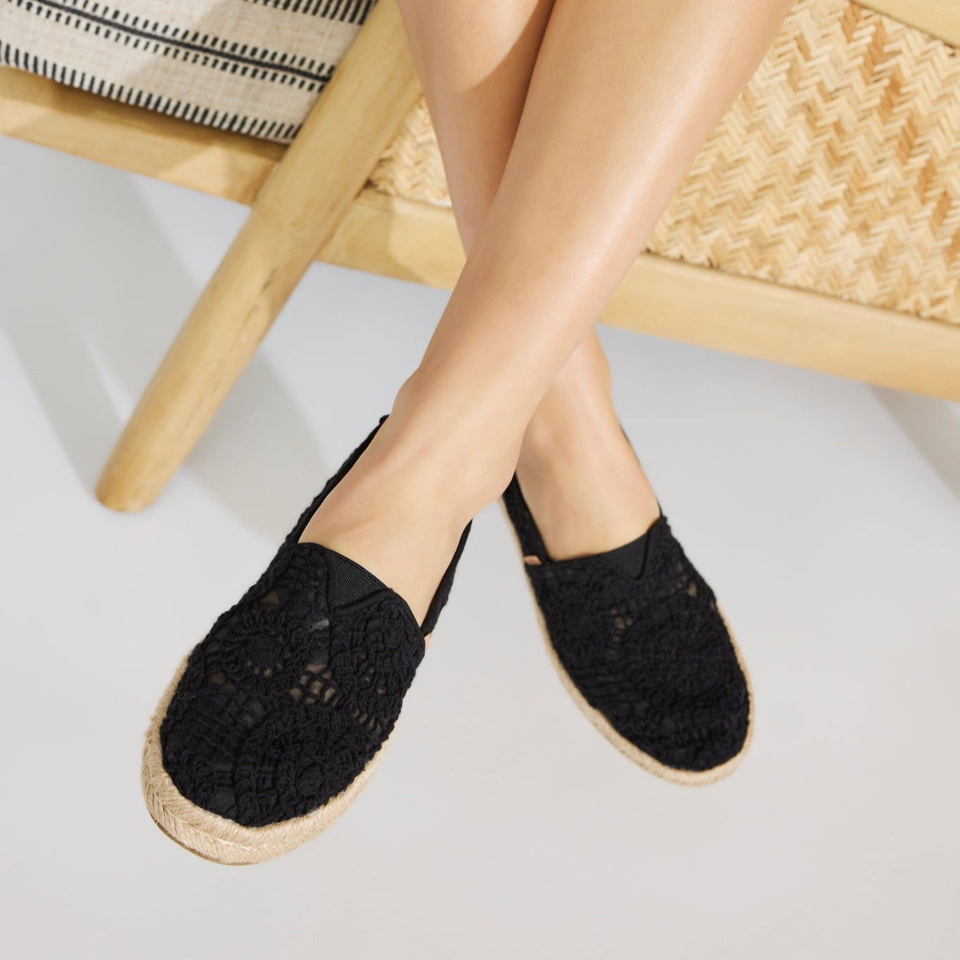 On figure image of the Black Crochet Lace Alpargata Rope 2.0